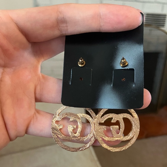 Gg gold and rhinestone dangle fashion earrings - Picture 5 of 5